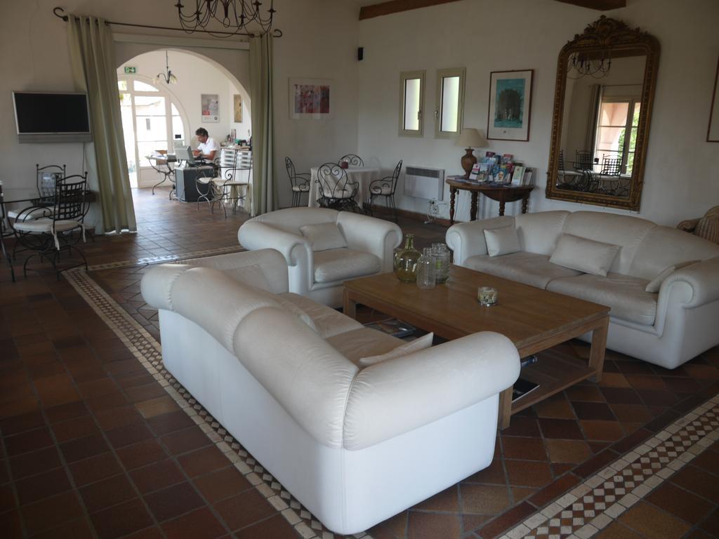 Hotel La Bastide De 4*