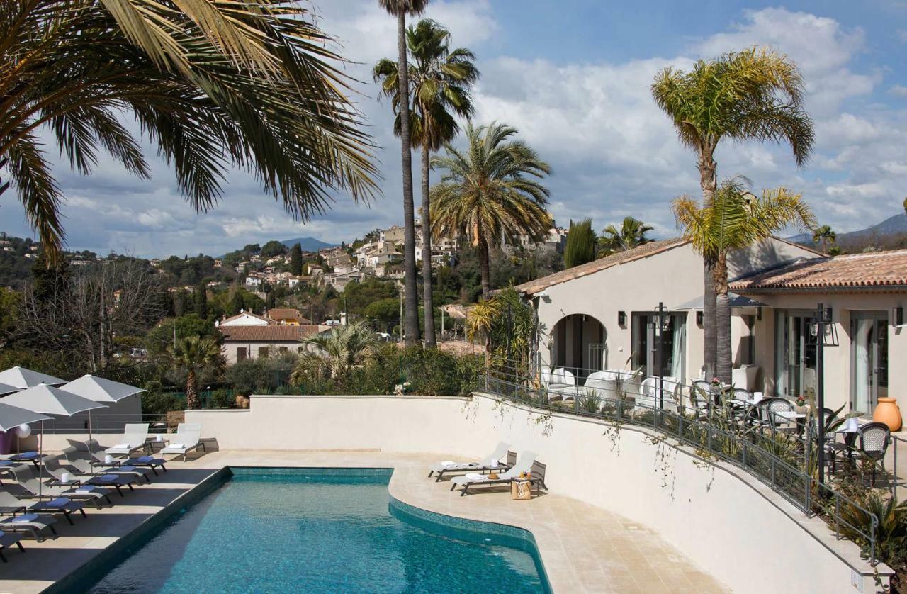 Hotel La Bastide De 4*