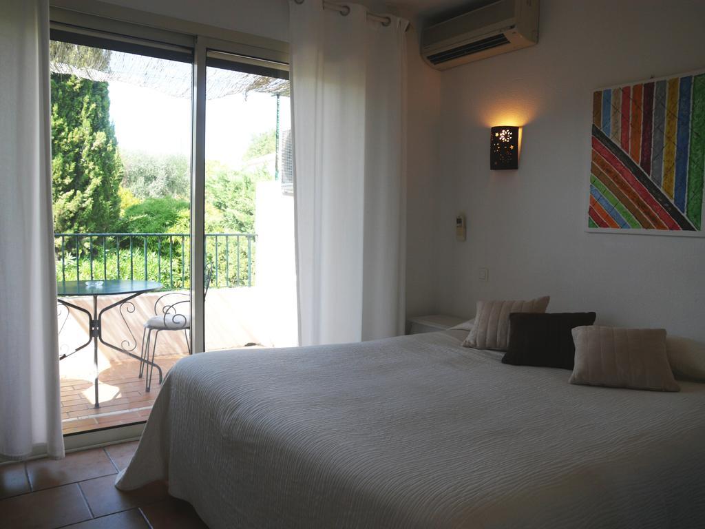 Hotel La Bastide De Biot